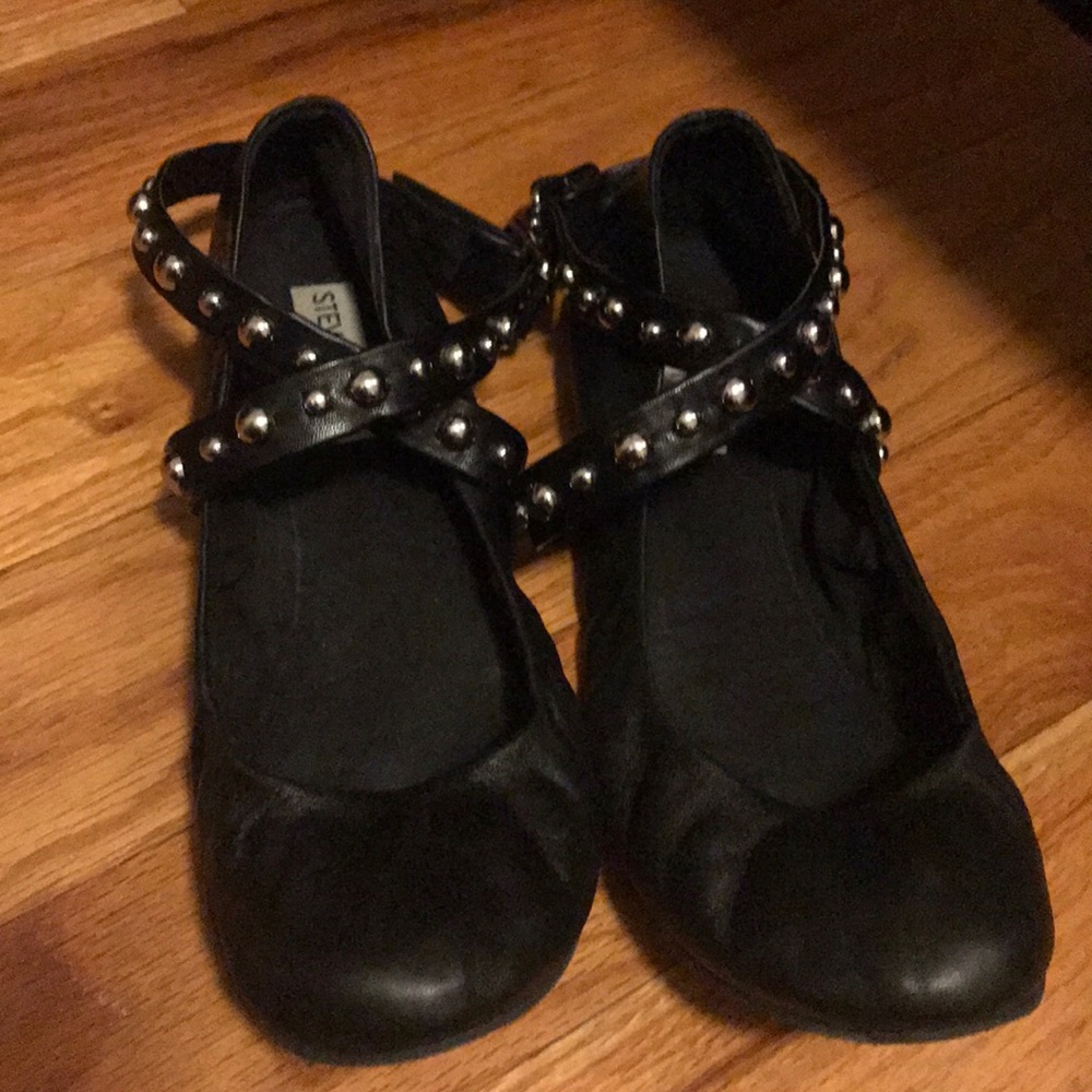 New Steve Madden “mollie” black flats